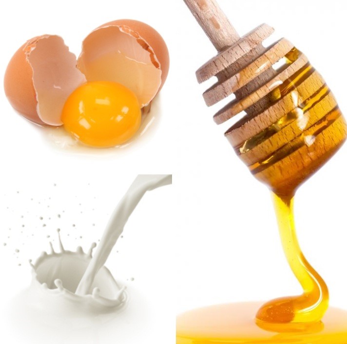 Mật ong và trứng gà có công dụng trị mụn đầu đen hiệu quả